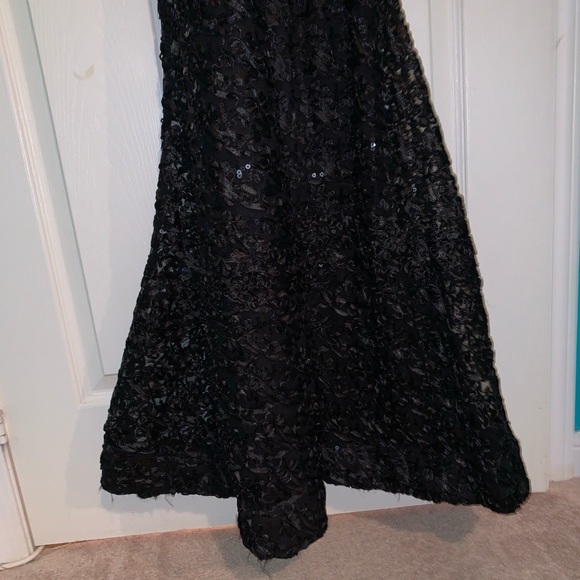 Black backless sequins dress🖤 - Picture 5 of 7